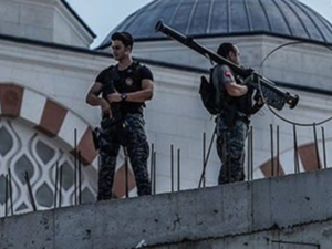 مضاد طائرات بيد حرس أردوغان
