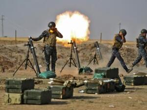 جنود من القوات العراقية يقصفون بمدفعية الهاون مواقع البشمركة في فيشخابور

