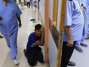 قريب لأحد المحتجين الذين قتلوا خلال احتجاجات في غزة يوم الجمعة
