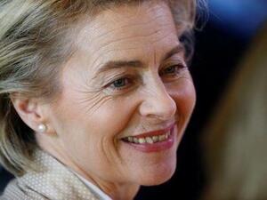 وزيرة الدفاع الألمانية أوريولا فون دير ليين
