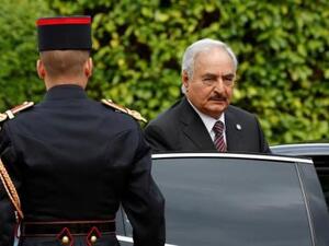 القائد العسكري الليبي خليفة حفتر