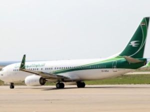 طائرة تابعة للخطوط العراقية في مطار بيروت
