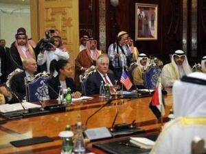 وزير الخارجية الأمريكي يجتمع مع نظرائه من الدول المقاطعة لقطر وهي مصر والبحرين والكويت والسعودية والبحرين في جدة
