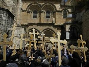مسيرة "درب الآلام" نحو كنيسة القيامة

