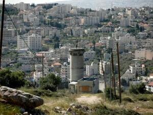 سفيرة جواتيمالا تتفقد مواقع لنقل سفارة بلادها إلى القدس