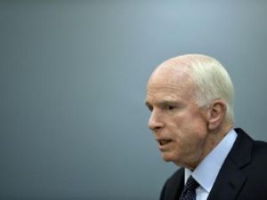 السناتور الجمهوري جون ماكين