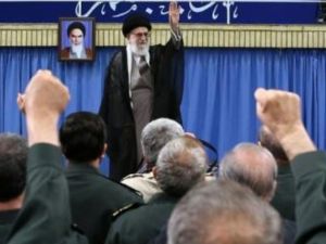 المرشد الإيراني الأعلى علي خامنئي
