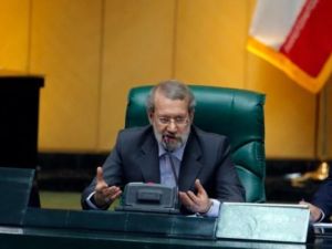 رئيس مجلس الشورى الايراني علي لاريجاني