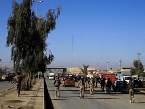 عناصر من قوات الأمن العراقية في أحد أحياء الموصل
