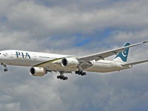 اختفاء طائرة على متنها 37 راكباً عن شاشات الرادار في باكستان

