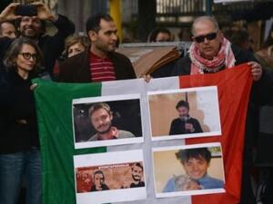 قال مصدر قضائي إن مدعين إيطاليين وضعوا خمسة من رجال الأمن المصري في دائرة التحقيق الرسمي لما يتردد عن تورطهم في اختفاء الطالب الإيطالي جوليو ريجيني.

ارشيف