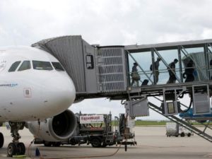 مطار رواسي شارل ديغول