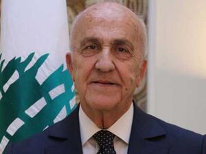 سفن اسرائيل الحربية تبنيها شركة لوزير الدفاع اللبناني السابق