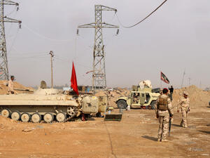 العراق يشرع بإقامة سياج حدودي مع سوريا
