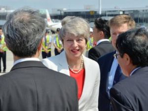 رئيسة وزراء بريطانيا تيريزا ماي