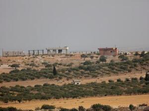 مقاتلون من المعارضة السورية مدعومون من تركيا في بلدة جرابلس الحدودية
