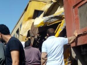 16 قتيلا وعشرات المصابين في تصادم قطارين بمصر