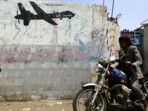 خمسة قتلى من تنظيم القاعدة في ضربات جوية باليمن