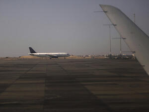 هبوط اضطراري لطائرة سعودية في مطار القاهرة