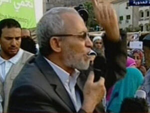 قادة الاخوان يظهرون في اعتصام رابعة العدوية