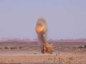 انفجار لغم من مخلفات الحرب العالمية الثانية، بصحراء وادي النطرون