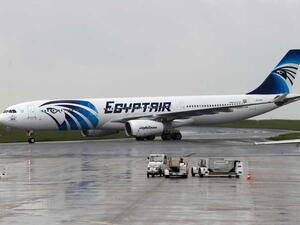 سقوط طائرة مصرية بمياه البحر المتوسط في 19 أيار/ مايو الماضي خلال رحلتها من باريس إلى القاهرة
