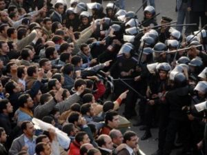 دوت أصوات الاعيرة قرب ميدان التحرير 