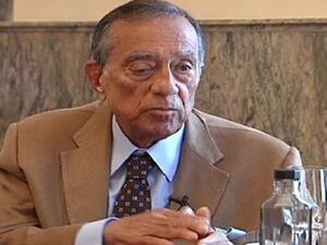 رجل الأعمال المصري حسين سالم