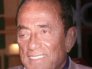 رجل الأعمال حسين سالم