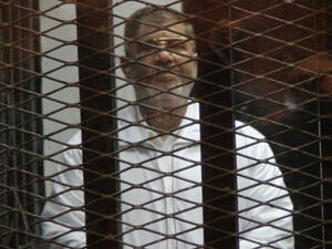 حبس الرئيس المصري الأسبق، محمد مرسي، احتياطيا، لمدة 15 يوما، على ذمة تحقيقات جديدة