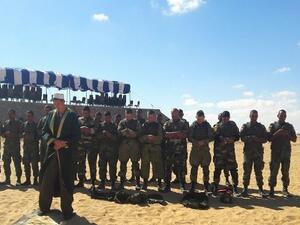  مظليون مصريون وروس مسلمون يقيمون صلاة مشتركة 