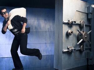 سطو مسلح على بنك التنمية والائتمان الزراعي المصري