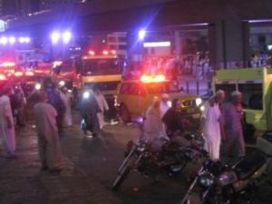 (الألتراس) حطّموا مدخل مقر الصحيفة تماماً