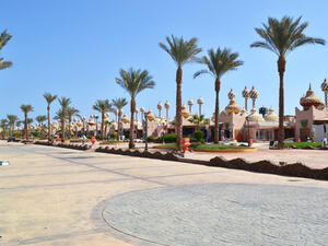 Tourism in Egypt has been struggling since Russia and a number of European countries suspended in late 2015 passenger flights to the popular Egyptian resort of Sharm El-Sheikh. (Shutterstock)