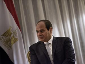 Egyptian President Abdel Fattah el-Sisi waits for a meeting with Democratic presidential nominee Hillary Clinton at the Palace Hotel on September 19, 2016 in New York. (AFP/Brendan Smialowski)