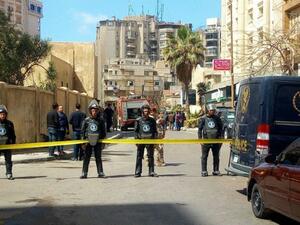 Egyptian riot police cordon off the street at the site of a bomb attack in the northern city of Alexandria, which hit a convoy of the city’s security chief, on March 24, 2018. (AFP/ File Photo)