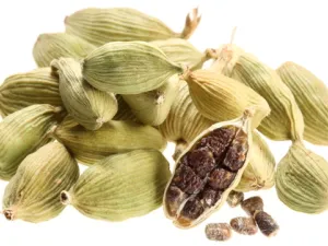 زيت الهيل يعالج قشرة الرّأس
