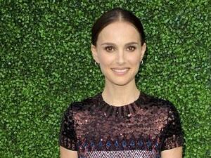 Natalie Portman will be glittering up a new set. (Twitter)