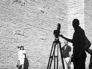 Babel, english company filming about tourism in arab countries. Iraq, 1961, Ani, Latif el - Professional photographer, Ani, Latif el Collection, Copyright © Arab Image Foundation (Photo from the event's Facebook page)