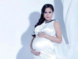 Hind's baby bump is now gone!