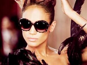 JLo looks glam, even in the hot-seat! (Image: Facebook)