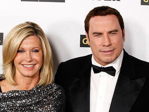 جون ترافولتا وأوليفيا نيوتن جون