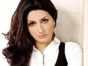 Amer denies going back on her word, 'I still support Shafiq'