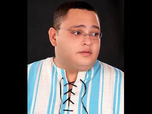 Ahmed mourns his momma.