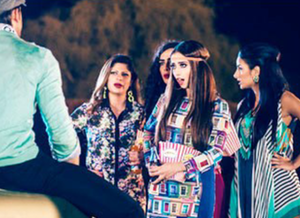 الفنانة اليمنية "بلقيس" تصور "رد قلبي" بـ "لوك السبعينات"