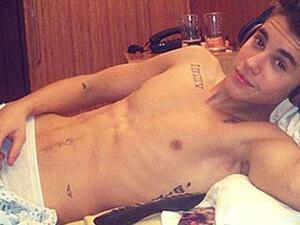 Is Justin Bieber too sexy and haram for Oman? Bieber will be flashing his famous chest in Dubai instead (photo: Instagram)