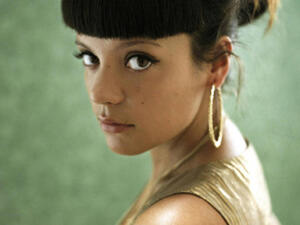 المغنية البريطانية ليلي ألن