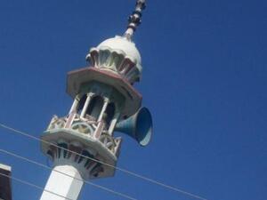 اوقفوا مكبرات صوت المساجد