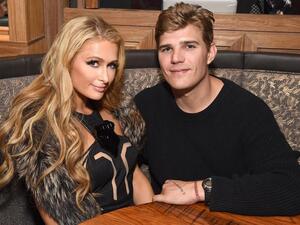 كريس زيلكا وباريس هيلتون