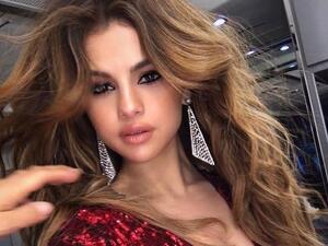 النجمة العالمية سيلينا غوميز